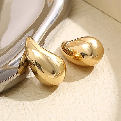 Waterdrop Earrings & Necklace Set: Minimalist Elegance in Gold or Silver