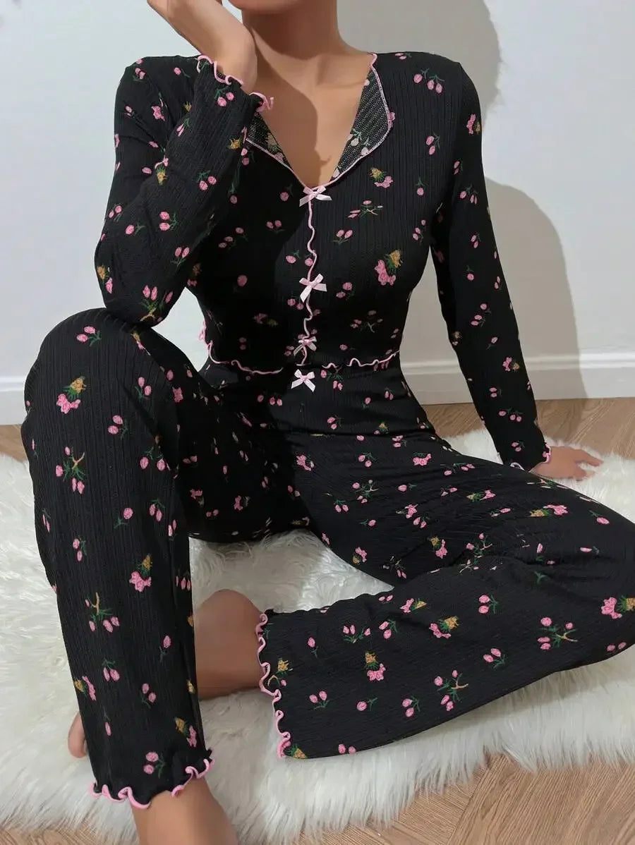 Blossom Nights – Floral Ribbed Pajama Set