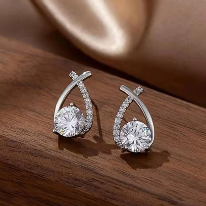 Elegant Crystal Cross Stud Earrings – Timeless Gold Finish